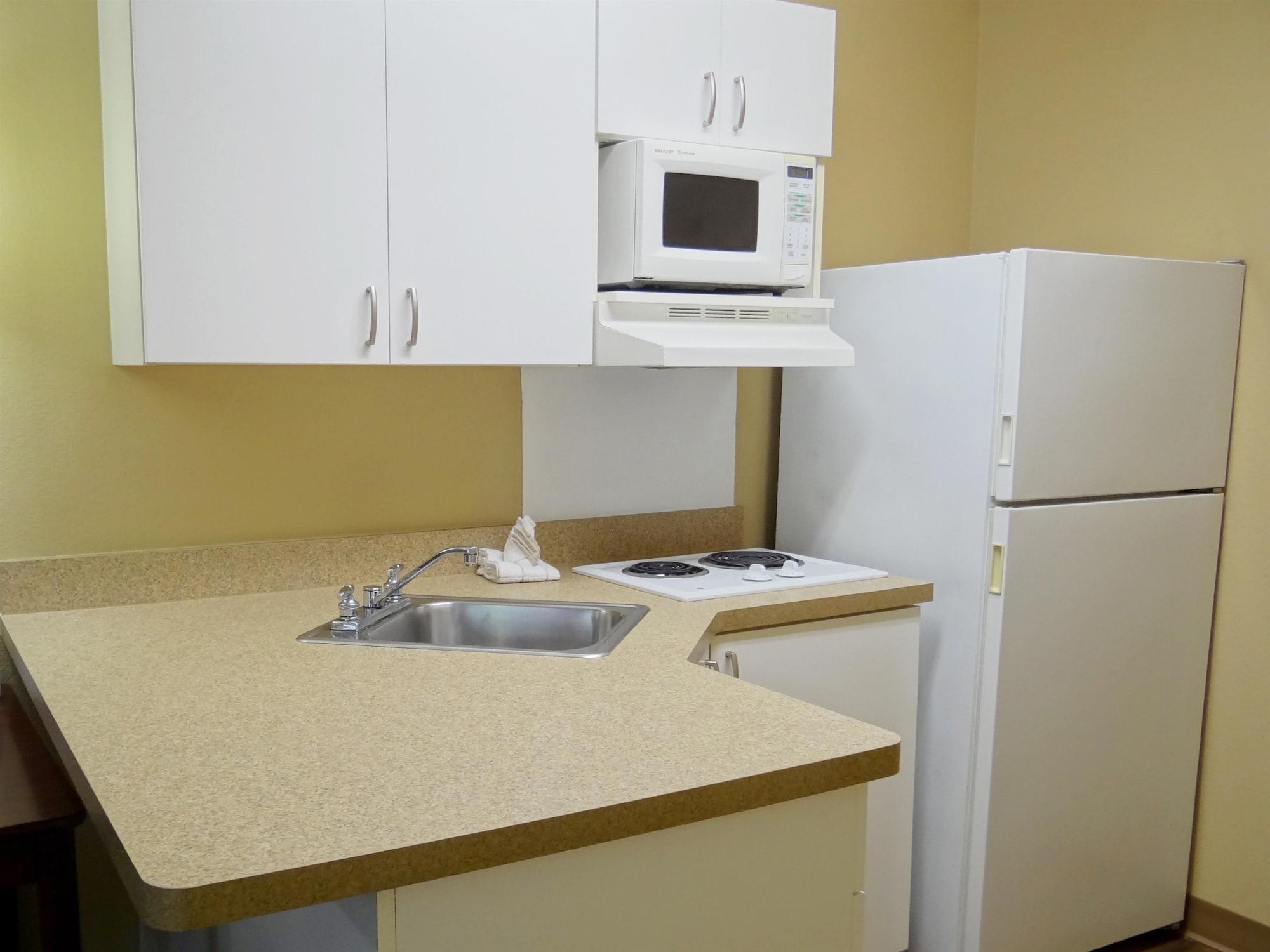 Extended Stay America Suites - Fort Lauderdale - Cypress Creek - Andrews Ave Oakland Park Exterior photo
