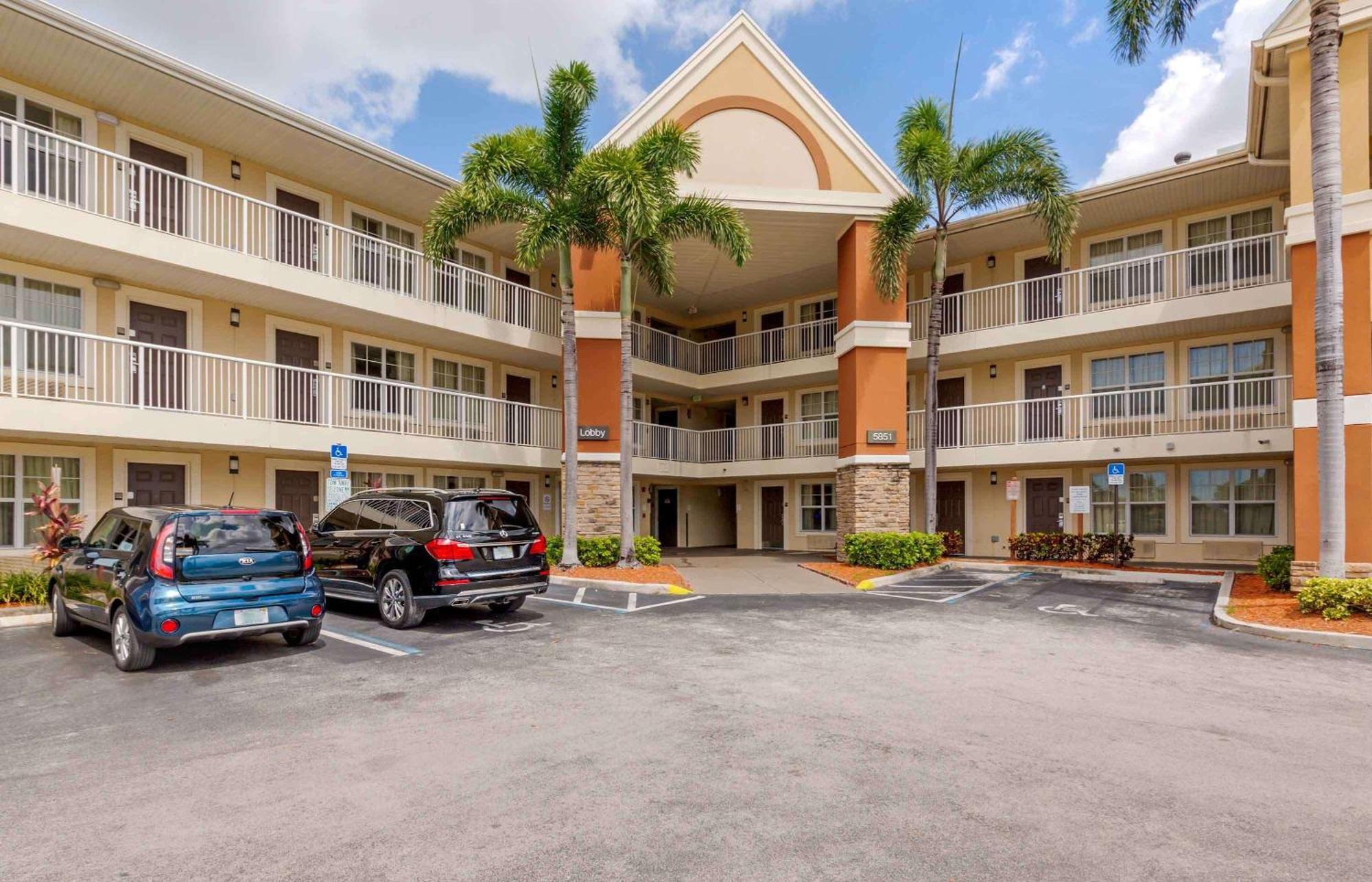 Extended Stay America Suites - Fort Lauderdale - Cypress Creek - Andrews Ave Oakland Park Exterior photo