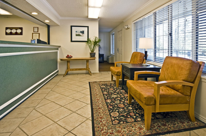 Extended Stay America Suites - Fort Lauderdale - Cypress Creek - Andrews Ave Oakland Park Exterior photo